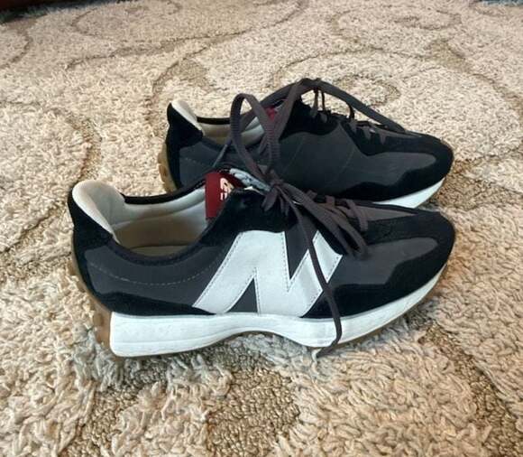 New Balance Shoes - New Balance 327 Women's Sneakers Black Moonbeam (WS327KC)